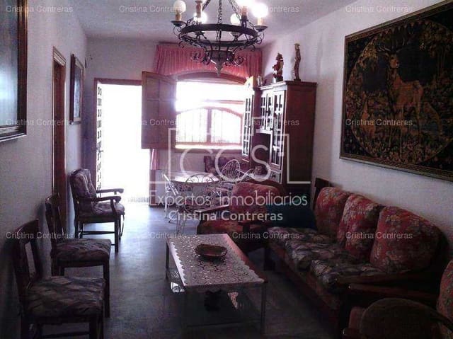6 bedroom Semi-detached Villa for sale in Matalascañas, Almonte with garage - € 374,500 (Ref: 3733929)