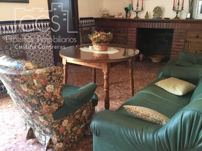 6 soveværelse Byhus til salg i Villamanrique de la Condesa med garage - € 198.000 (Ref: 4154740)