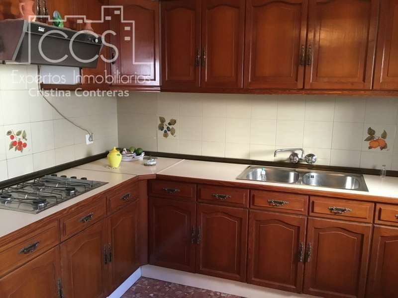 6 soveværelse Byhus til salg i Villamanrique de la Condesa med garage - € 198.000 (Ref: 4154740)