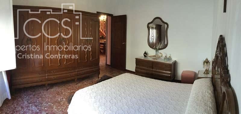 6 soveværelse Byhus til salg i Villamanrique de la Condesa med garage - € 198.000 (Ref: 4154740)