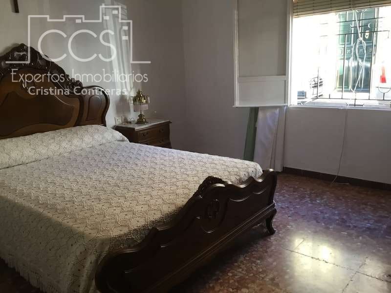 6 soveværelse Byhus til salg i Villamanrique de la Condesa med garage - € 188.000 (Ref: 4154740)