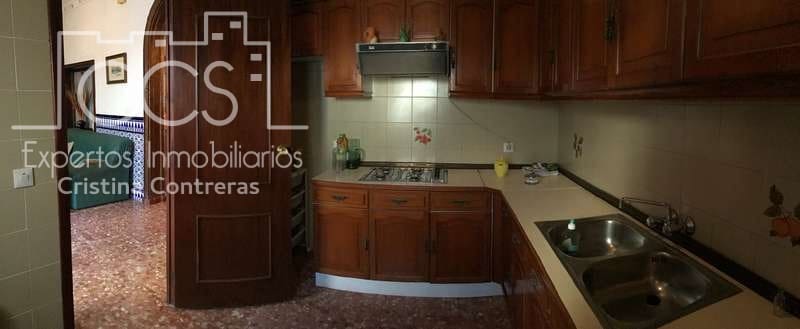 6 soveværelse Byhus til salg i Villamanrique de la Condesa med garage - € 188.000 (Ref: 4154740)