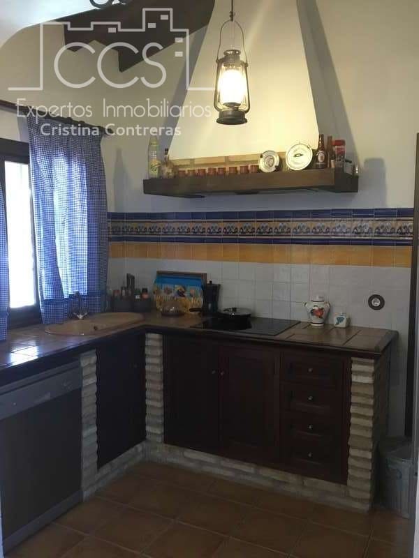 Finca/Casa Rural de 4 habitaciones en Pilas en venta con piscina - 400.000 € (Ref: 4617063)