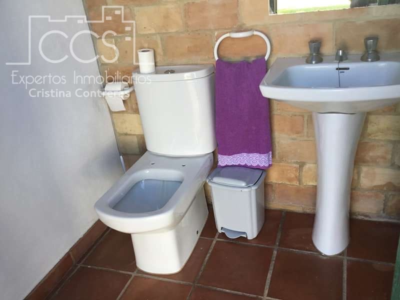 Finca/Casa Rural de 4 habitaciones en Pilas en venta con piscina - 400.000 € (Ref: 4617063)