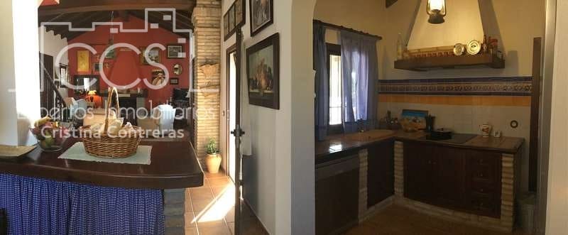 Finca/Casa Rural de 4 habitaciones en Pilas en venta con piscina - 400.000 € (Ref: 4617063)