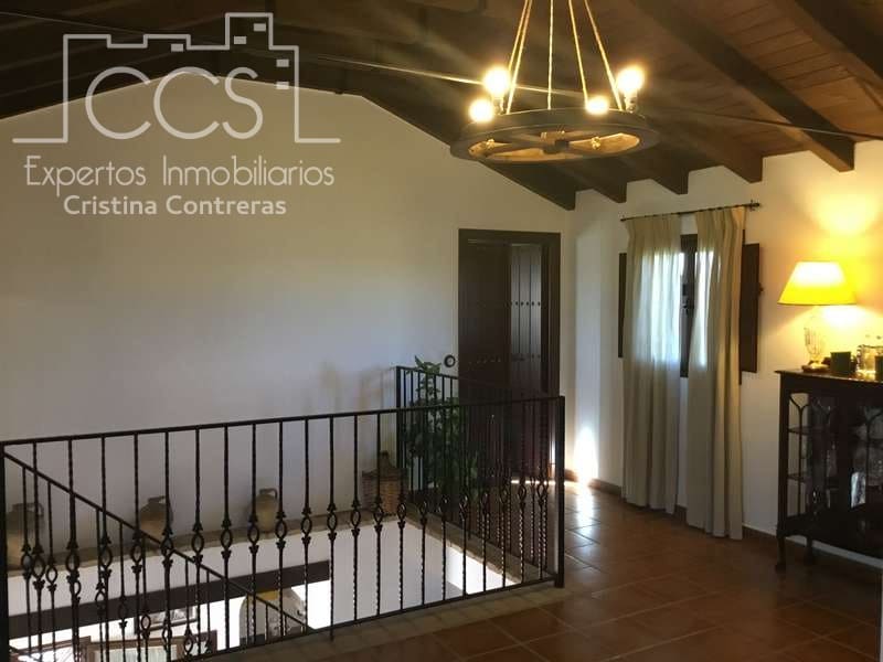 Finca/Casa Rural de 4 habitaciones en Pilas en venta con piscina - 400.000 € (Ref: 4617063)
