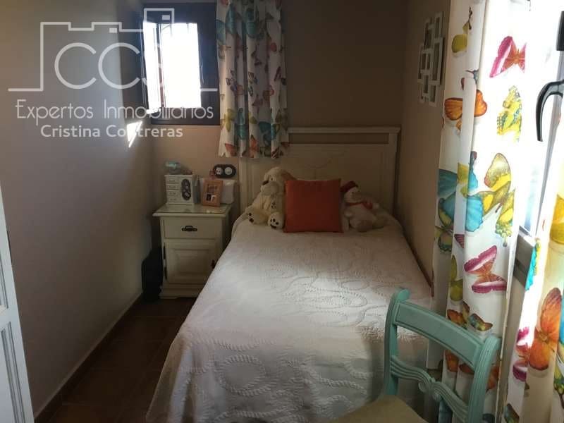 Finca/Casa Rural de 4 habitaciones en Pilas en venta con piscina - 400.000 € (Ref: 4617063)