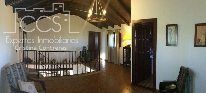 Finca/Casa Rural de 4 habitaciones en Pilas en venta con piscina - 400.000 € (Ref: 4617063)