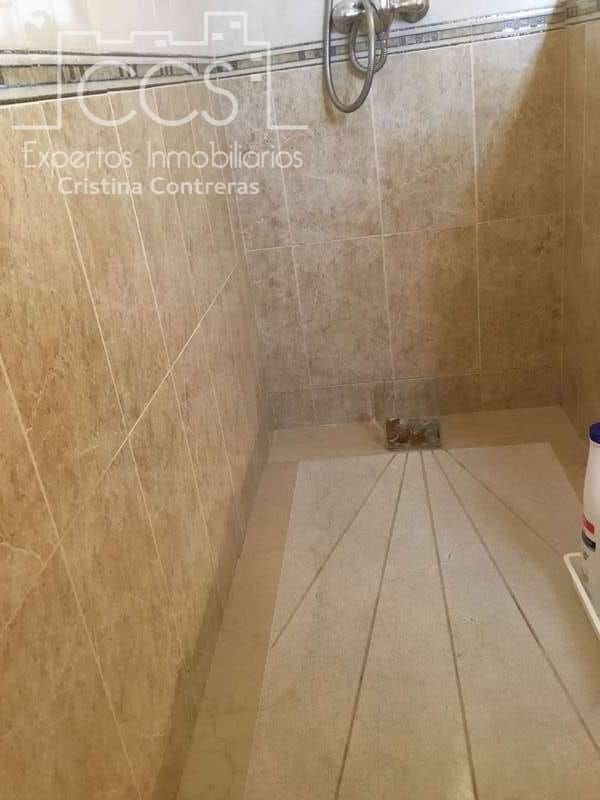 4 soveværelse Villa til salg i Sanlucar la Mayor med garage - € 390.000 (Ref: 4630153)