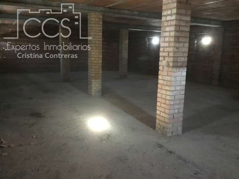 4 soveværelse Villa til salg i Sanlucar la Mayor med garage - € 390.000 (Ref: 4630153)