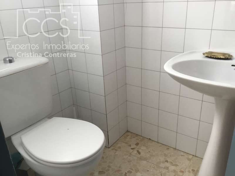 4 bedroom Villa for sale in Sanlucar la Mayor with garage - € 390,000 (Ref: 4630153)