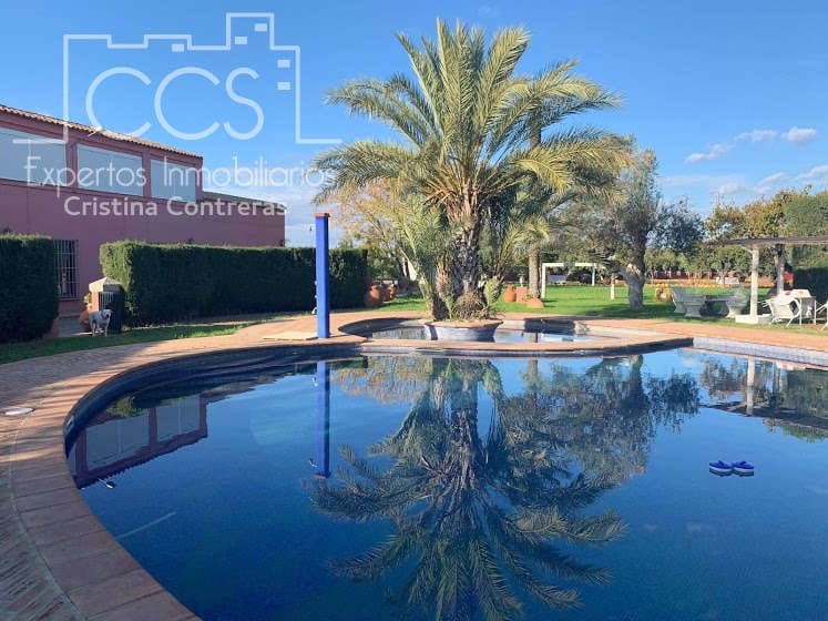 7 soveværelse Finca/Landehus til salg i Alcala de Guadaira med swimmingpool - € 750.000 (Ref: 5036889)