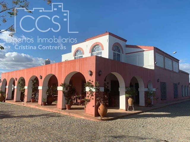 7 soveværelse Finca/Landehus til salg i Alcalá de Guadaira med swimmingpool - € 750.000 (Ref: 5036889)