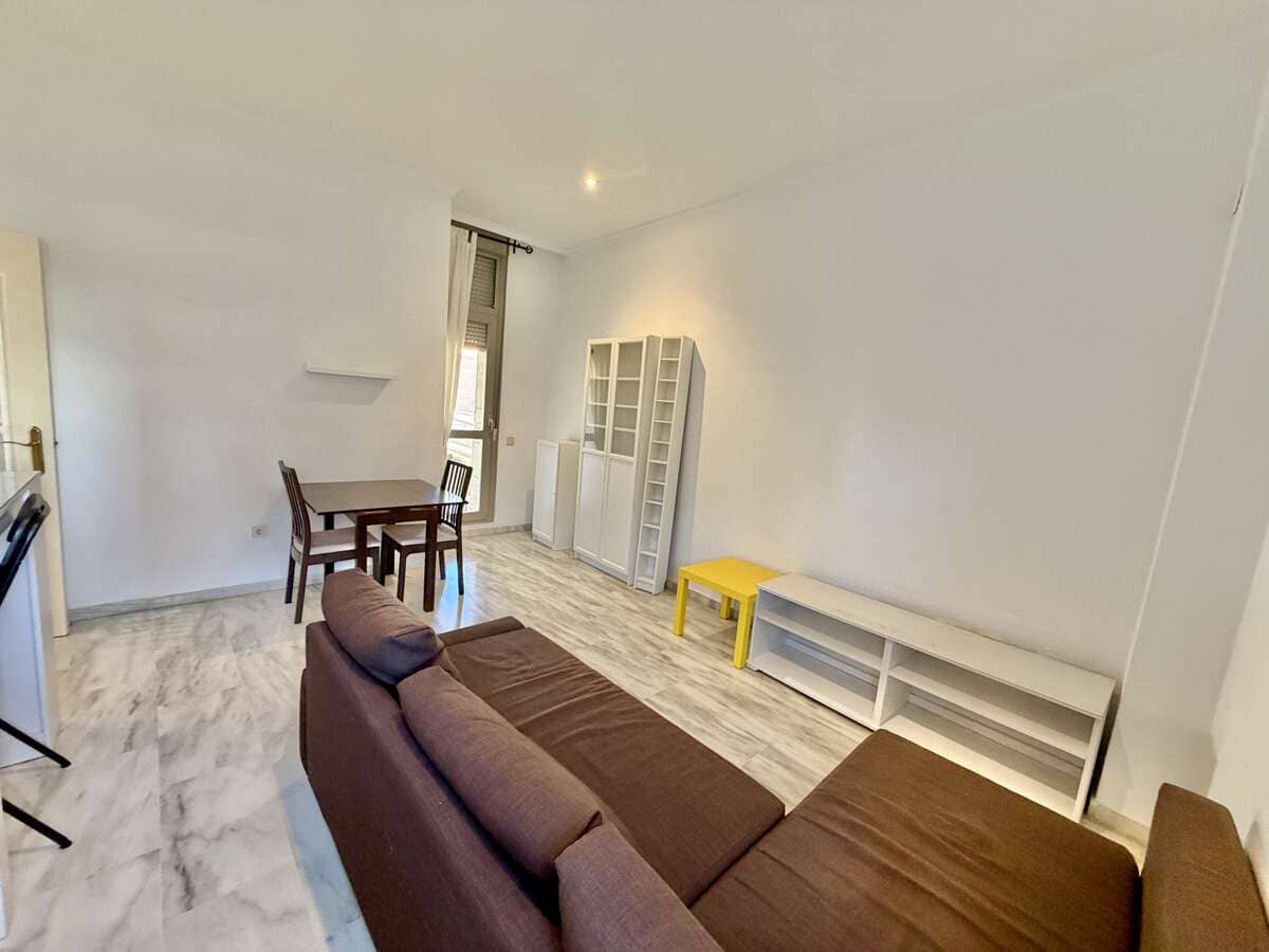 2 makuuhuone Asunto vuokrattavana paikassa Sevilla kaupunki - 1 100 € (Ref: 5346252)