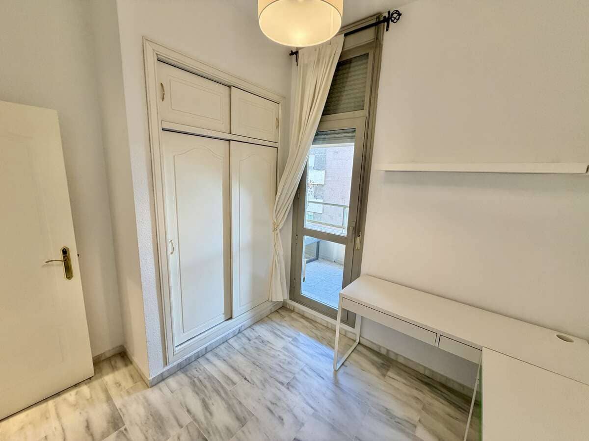 2 makuuhuone Asunto vuokrattavana paikassa Sevilla kaupunki - 1 100 € (Ref: 5346252)