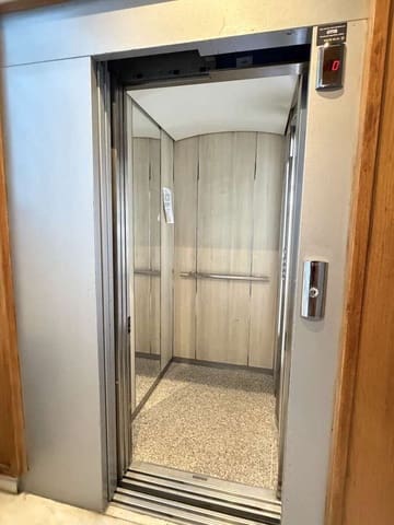 2 slaapkamer Flat te huur in Sevilla stad - € 1.100 (Ref: 5346252)