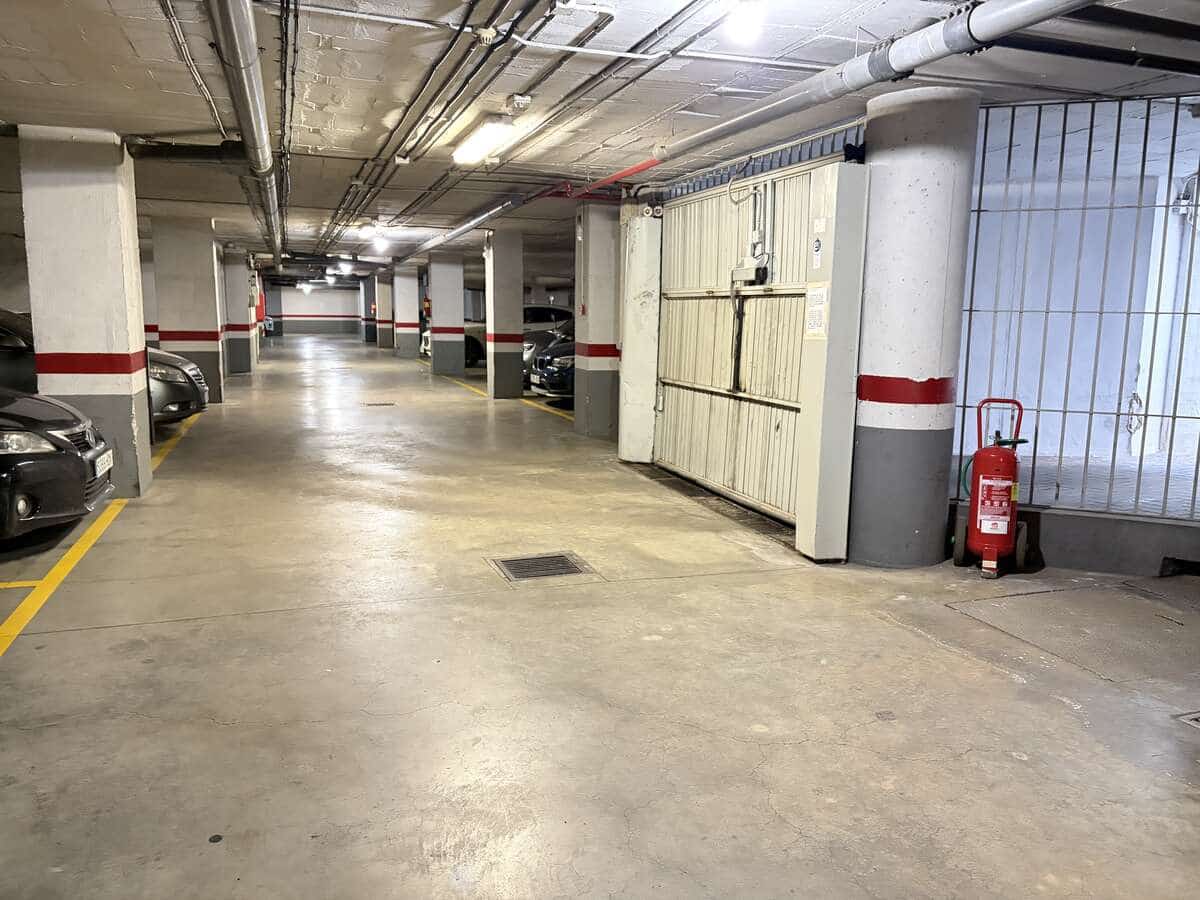 2 makuuhuone Asunto vuokrattavana paikassa Sevilla kaupunki - 1 100 € (Ref: 5346252)