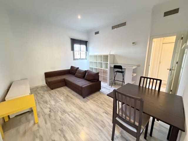 Appartement de 2 chambres à louer à Séville ville avec garage - 1 100 € (Ref: 5346252)