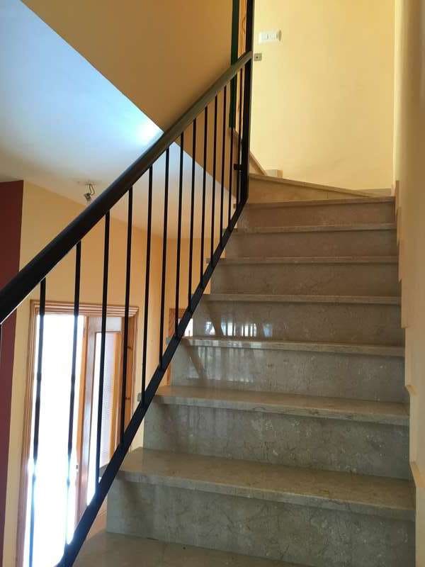 3 Zimmer Haus zu vermieten in Benacazon mit Garage - 750 € (Ref: 5819839)