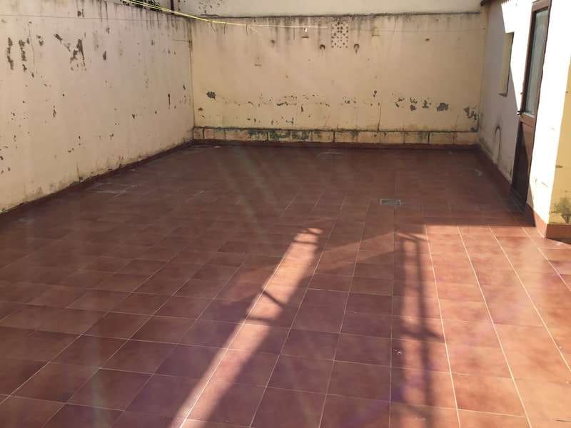3 Zimmer Haus zu vermieten in Benacazon mit Garage - 750 € (Ref: 5819839)