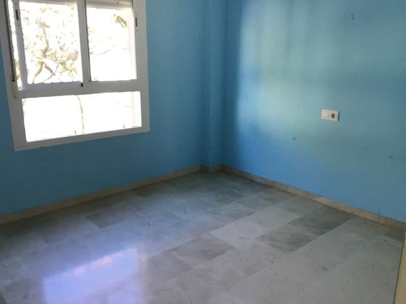 3 Zimmer Haus zu vermieten in Benacazon mit Garage - 750 € (Ref: 5819839)