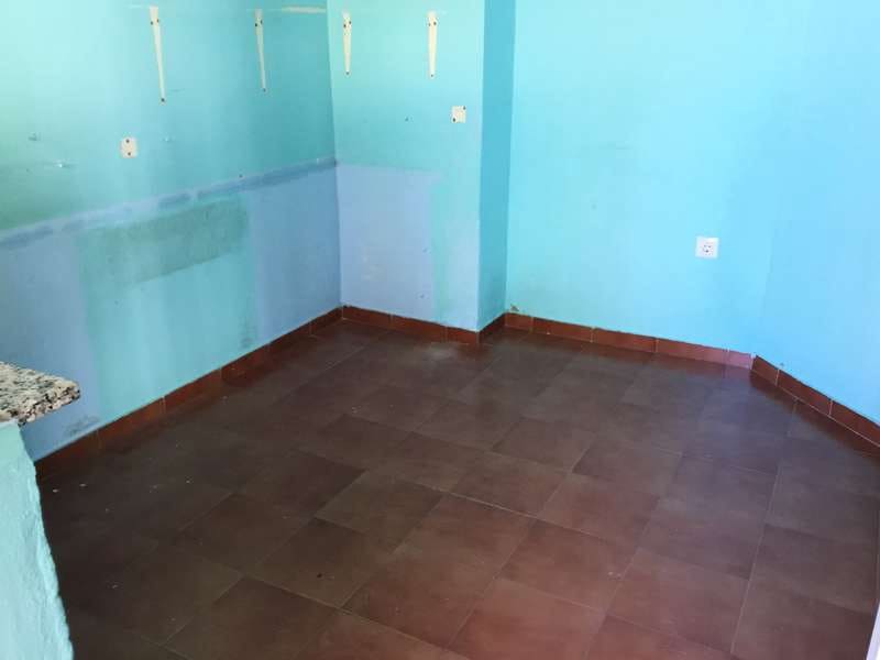 3 Zimmer Haus zu vermieten in Benacazon mit Garage - 750 € (Ref: 5819839)