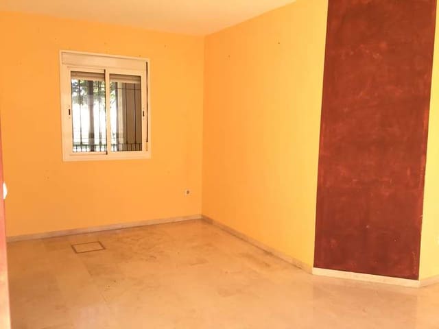 3 Zimmer Haus zu vermieten in Benacazón mit Garage - 750 € (Ref: 5819839)