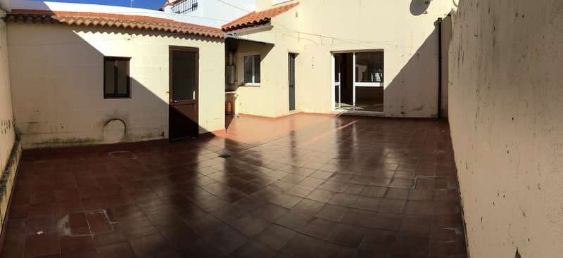 3 Zimmer Haus zu vermieten in Benacazon mit Garage - 750 € (Ref: 5819839)