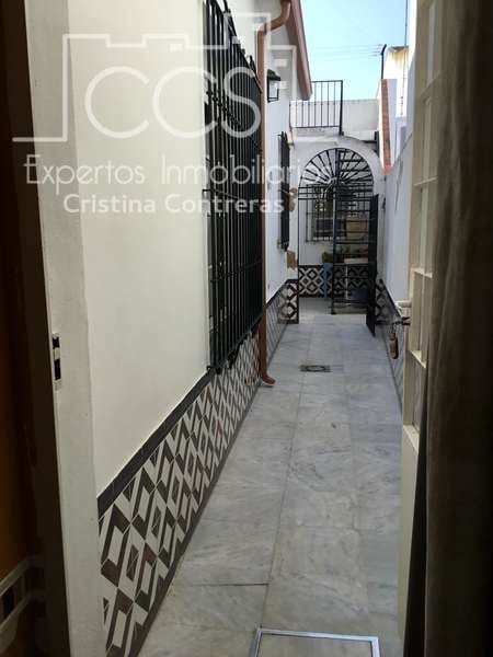 5 chambre Maison de Ville à vendre à Villamanrique de la Condesa avec garage - 250 000 € (Ref: 5972925)