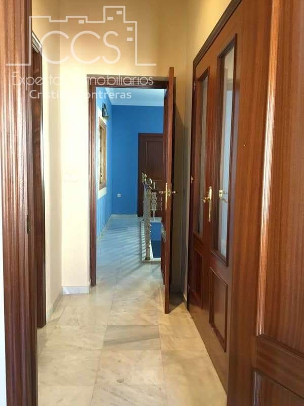 5 chambre Maison de Ville à vendre à Villamanrique de la Condesa avec garage - 250 000 € (Ref: 5972925)