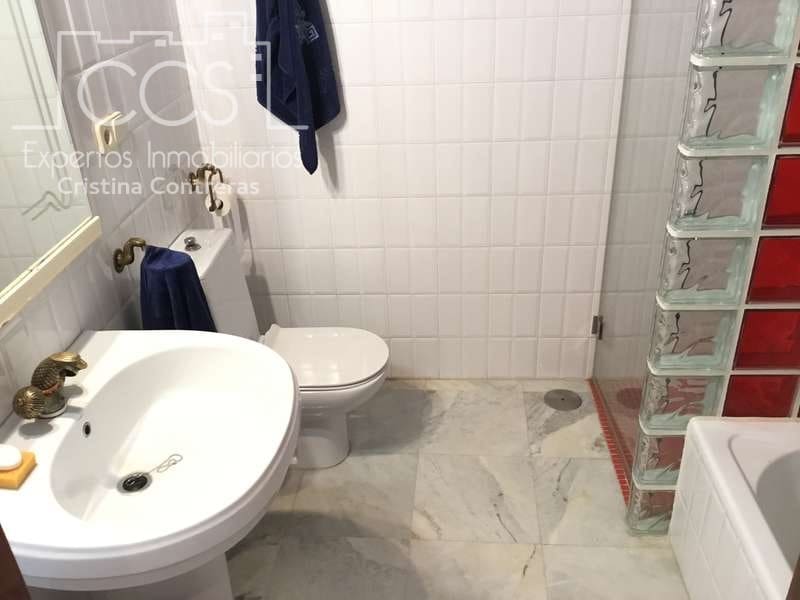 5 chambre Maison de Ville à vendre à Villamanrique de la Condesa avec garage - 250 000 € (Ref: 5972925)
