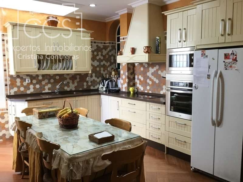 5 chambre Maison de Ville à vendre à Villamanrique de la Condesa avec garage - 250 000 € (Ref: 5972925)