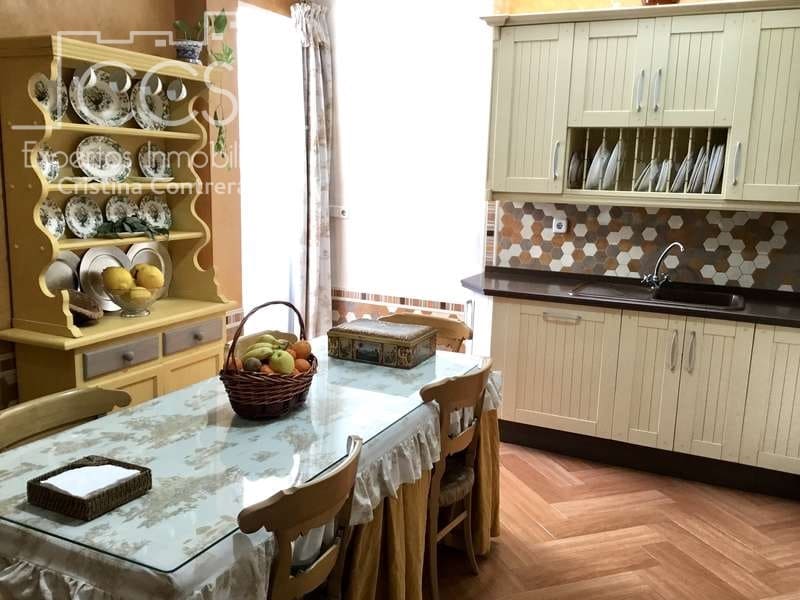 5 chambre Maison de Ville à vendre à Villamanrique de la Condesa avec garage - 250 000 € (Ref: 5972925)