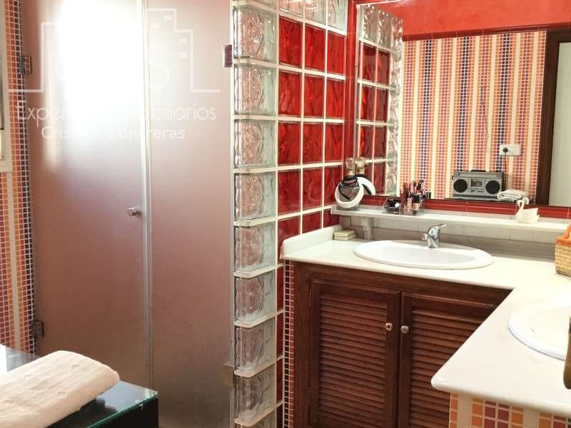 5 chambre Maison de Ville à vendre à Villamanrique de la Condesa avec garage - 250 000 € (Ref: 5972925)