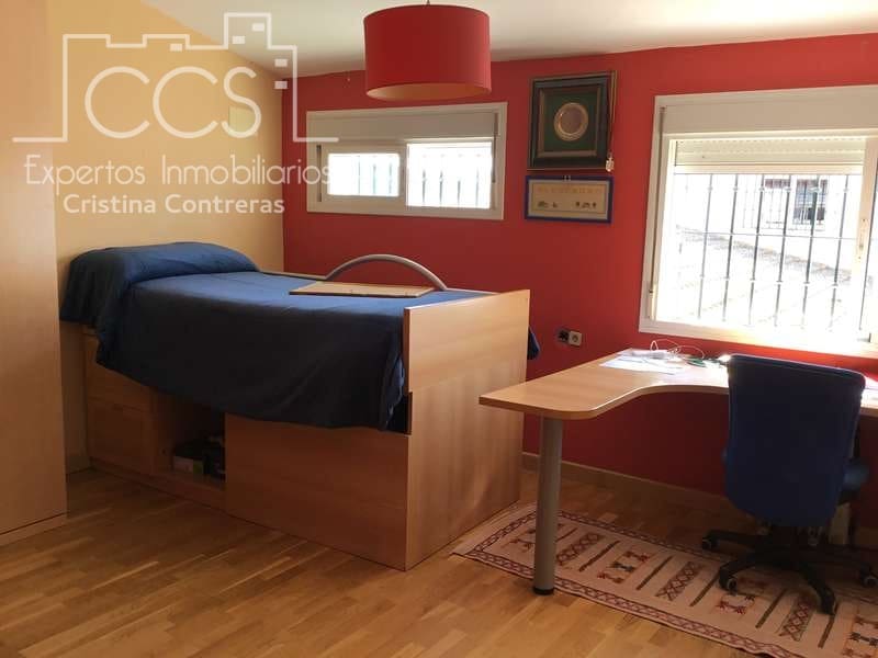 5 chambre Maison de Ville à vendre à Villamanrique de la Condesa avec garage - 250 000 € (Ref: 5972925)
