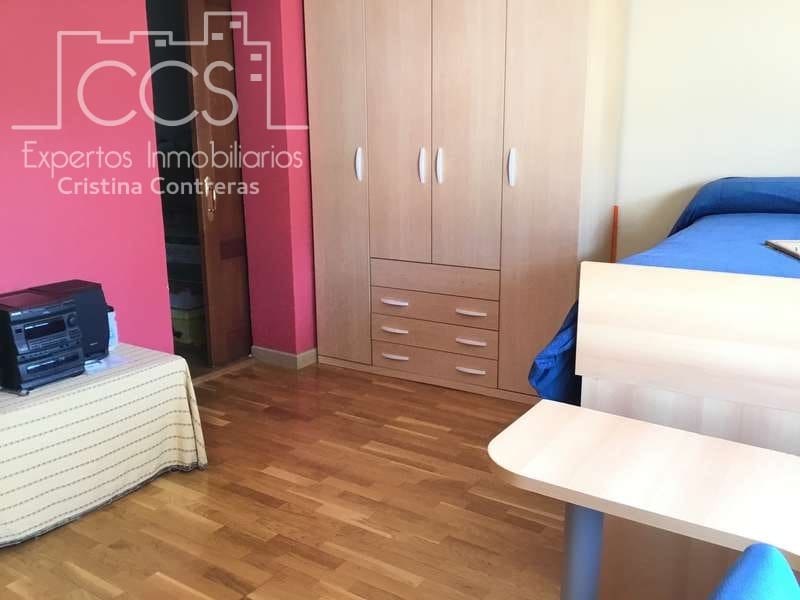 5 chambre Maison de Ville à vendre à Villamanrique de la Condesa avec garage - 250 000 € (Ref: 5972925)