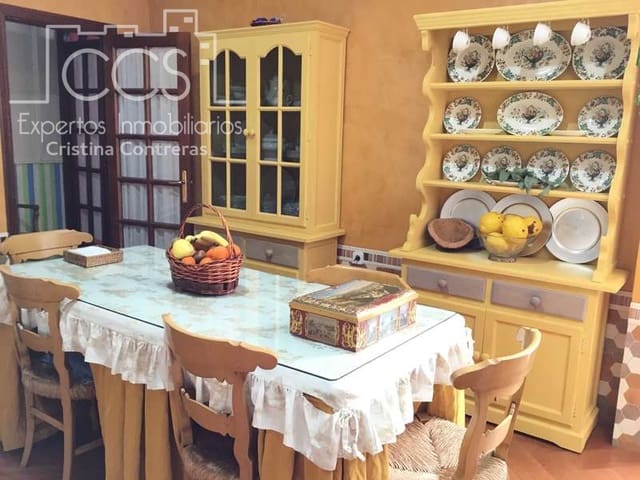 5 sypialnia Dom na sprzedaż w Villamanrique de la Condesa z garażem - 250 000 € (Ref: 5972925)