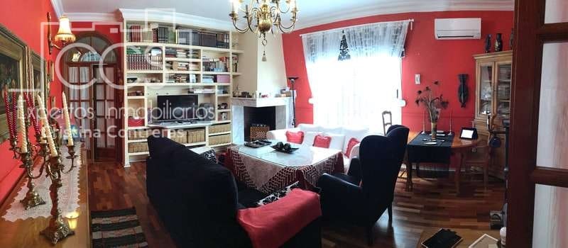 5 chambre Maison de Ville à vendre à Villamanrique de la Condesa avec garage - 250 000 € (Ref: 5972925)