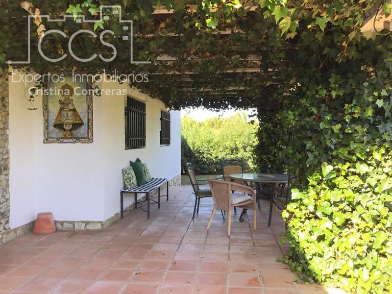 5 soveværelse Villa til salg i Sanlucar la Mayor med swimmingpool - € 350.000 (Ref: 6732498)