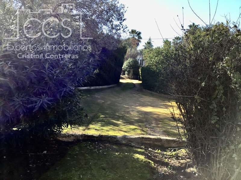 5 soveværelse Villa til salg i Sanlucar la Mayor med swimmingpool - € 350.000 (Ref: 6732498)