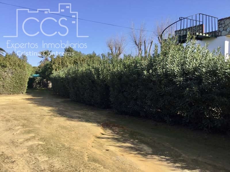 5 soveværelse Villa til salg i Sanlucar la Mayor med swimmingpool - € 350.000 (Ref: 6732498)