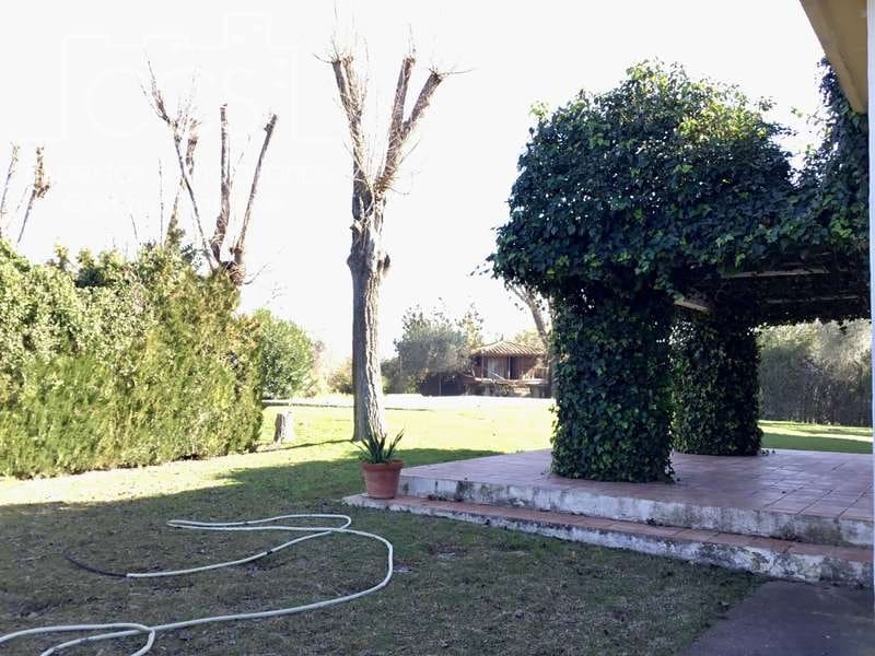 5 soveværelse Villa til salg i Sanlucar la Mayor med swimmingpool - € 350.000 (Ref: 6732498)