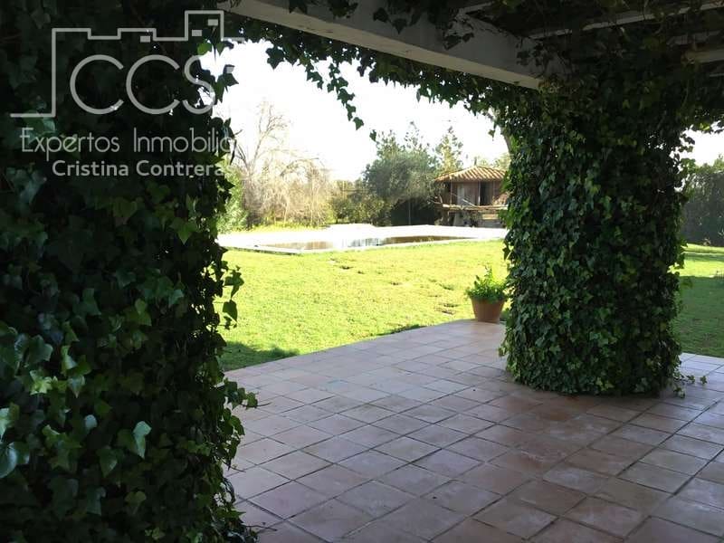 5 bedroom Villa for sale in Sanlucar la Mayor with pool - € 350,000 (Ref: 6732498)