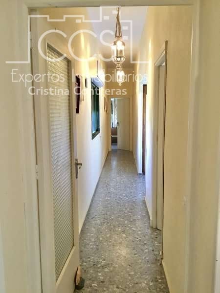 5 bedroom Villa for sale in Sanlucar la Mayor with pool - € 350,000 (Ref: 6732498)