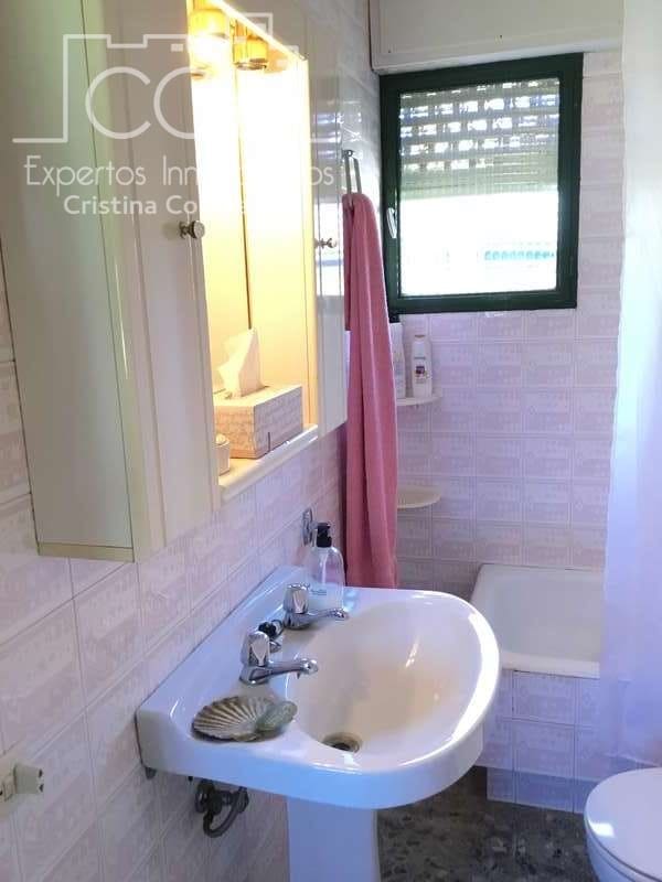 5 bedroom Villa for sale in Sanlucar la Mayor with pool - € 350,000 (Ref: 6732498)