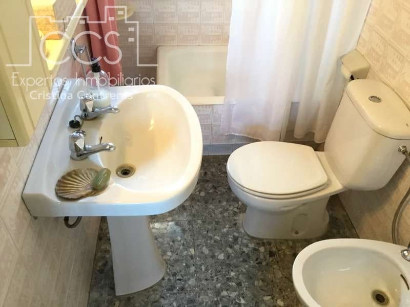 5 bedroom Villa for sale in Sanlucar la Mayor with pool - € 350,000 (Ref: 6732498)