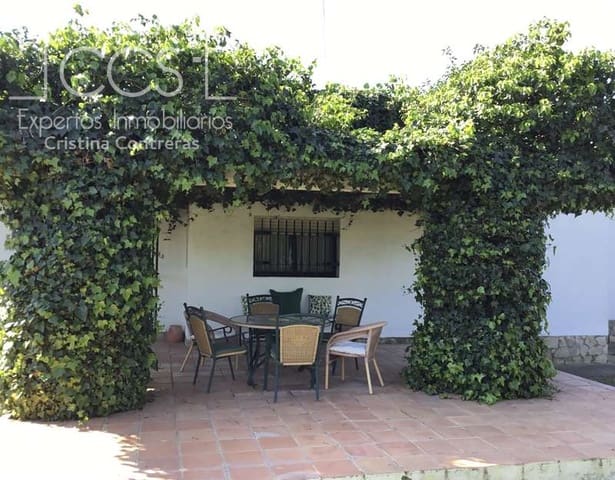 5 soverom Villa til salgs i Sanlúcar la Mayor med svømmebasseng garasje - € 350 000 (Ref: 6732498)