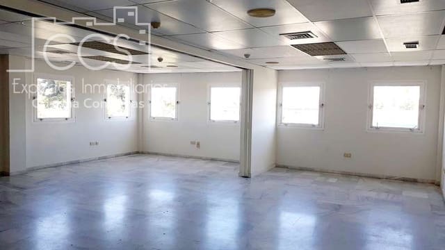 Kantoor te huur in San Pablo - Santa Justa, Sevilla stad - € 860 (Ref: 6944579)