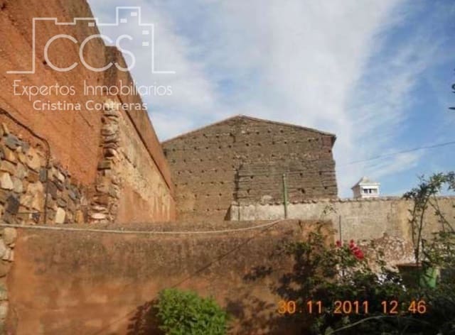 Finca/Casa Rural de 5 habitaciones en Cáceres ciudad en venta - 400.000 € (Ref: 7013825)