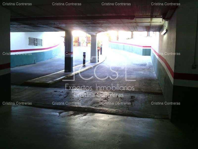 2 bedroom Penthouse for rent in Seville city with pool garage - € 1,490 (Ref: 7314823)